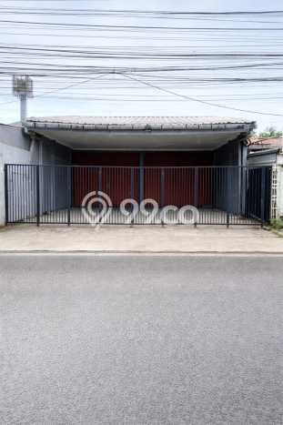 Ruko Disewa di Bekasi dengan LB 250m2 Area Komersial Ramai Ruko Disewa di Bekasi dengan LB 250m2 Area Komersial Ramai