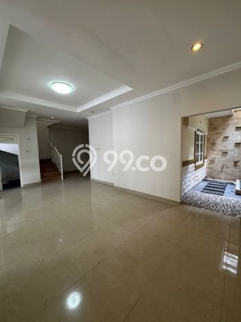 Rumah Minimalis 5 KT LT 133m2 di Kota Wisata Rumah Minimalis 5 KT LT 133m2 di Kota Wisata