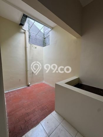 Rumah Minimalis 5 KT LT 133m2 di Kota Wisata Rumah Minimalis 5 KT LT 133m2 di Kota Wisata