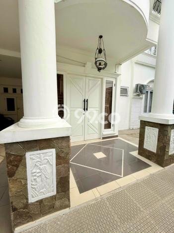 Rumah Elit Modern Tanpa Renovasi di Galaxy Bekasi Rumah Elit Modern Tanpa Renovasi di Galaxy Bekasi
