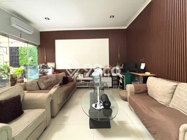 Siap Huni Rumah Mewah 6 Kamar di Duren Sawit Dekat ke Mana Saja Siap Huni Rumah Mewah 6 Kamar di Duren Sawit Dekat ke Mana Saja
