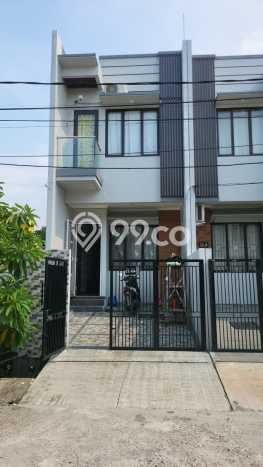 Dijual Rumah Strategis Bagus Punya 3 KT di Kelapa Gading Jakarta Utara SHM Dijual Rumah Strategis Bagus Punya 3 KT di Kelapa Gading Jakarta Utara SHM