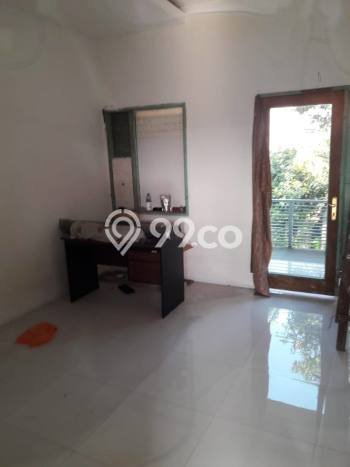 Rumah Strategis Minimalis Lb 285m2 di Babakan Ciparay, Bandung Rumah Strategis Minimalis Lb 285m2 di Babakan Ciparay, Bandung