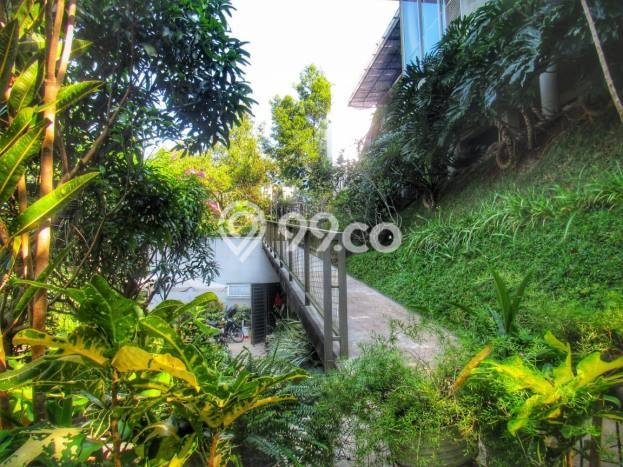 Rumah Elit Modern Tanpa Renovasi di Dago Bandung Rumah Elit Modern Tanpa Renovasi di Dago Bandung