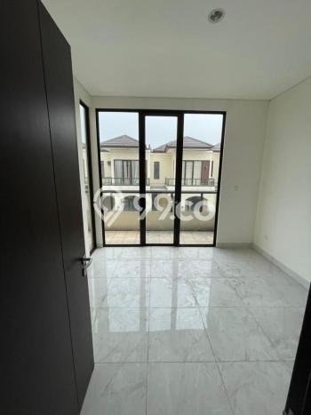 Rumah Strategis Minimalis Lb 79m2 di Cikupa, Tangerang Rumah Strategis Minimalis Lb 79m2 di Cikupa, Tangerang