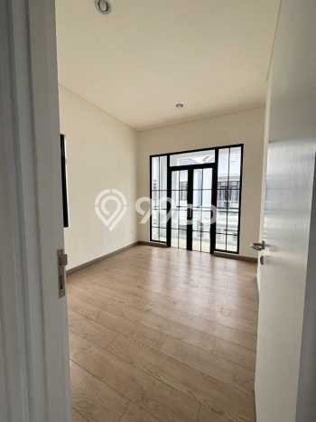 Dijual Rumah 3 Kamar Lokasi Ideal Bagus dan Strategis di Cikupa Dijual Rumah 3 Kamar Lokasi Ideal Bagus dan Strategis di Cikupa