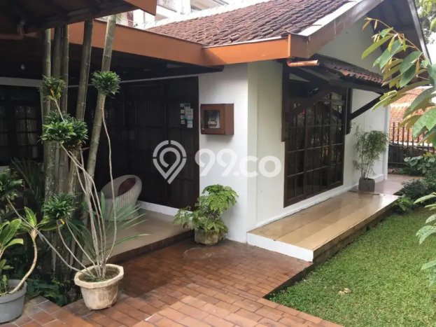 Rumah Elit Modern Siap Huni di Sayap Dago Bandung Rumah Elit Modern Siap Huni di Sayap Dago Bandung