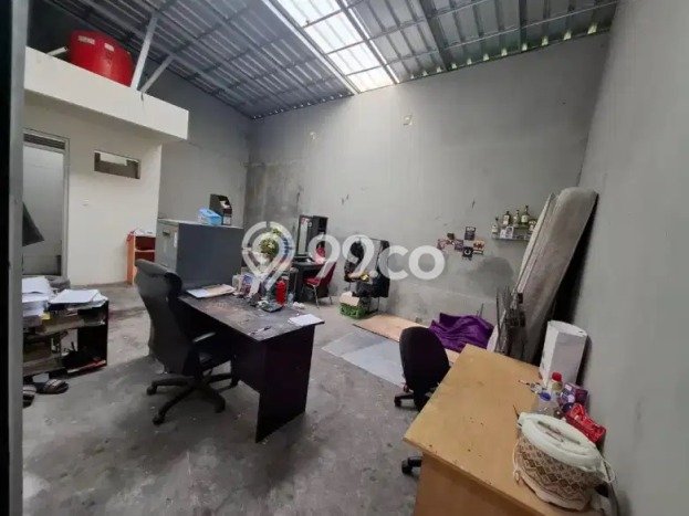 Gudang Kawasan Komersial Kawasan Kutawaringin, Luas 180m2m², Ramai Gudang Kawasan Komersial Kawasan Kutawaringin, Luas 180m2m², Ramai