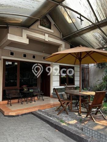 PROMO SPESIAL! Rumah Nyaman di Batununggal, LT 200m2m² Bangunan 220m2m² PROMO SPESIAL! Rumah Nyaman di Batununggal, LT 200m2m² Bangunan 220m2m²