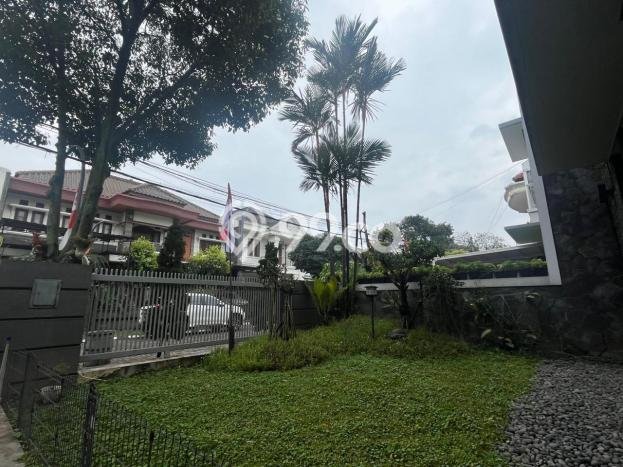 Rumah Elit Modern Tanpa Renovasi di Bandung Kota Bandung Rumah Elit Modern Tanpa Renovasi di Bandung Kota Bandung