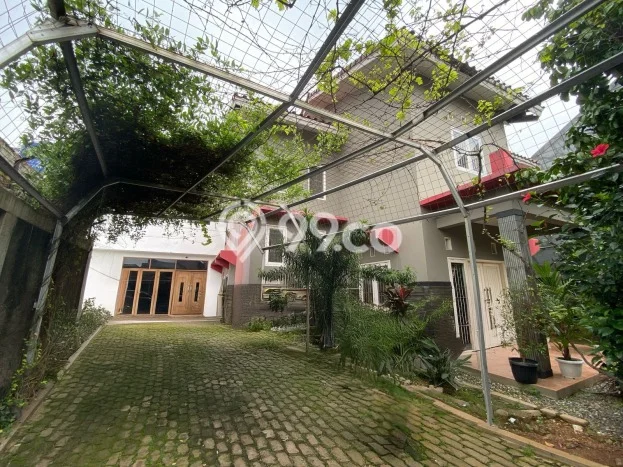 Rumah Modern 6 Kamar LT 792m2 di Sukmajaya Rumah Modern 6 Kamar LT 792m2 di Sukmajaya