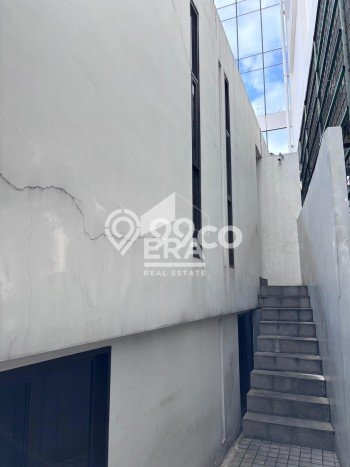 Hunian Mewah Dijual LT 140m2 di Kebayoran Baru, Jakarta Selatan Hunian Mewah Dijual LT 140m2 di Kebayoran Baru, Jakarta Selatan