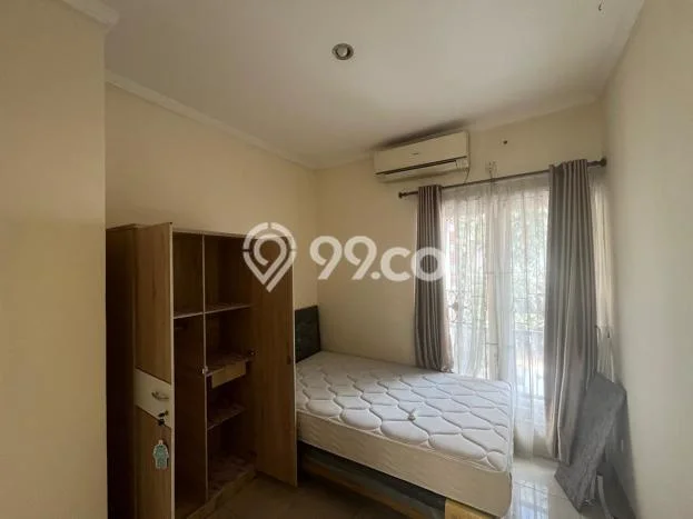 Rumah Luas Asri 4 KT Siap Pakai di Sektor 9-Bintaro Tangerang Selatan Rumah Luas Asri 4 KT Siap Pakai di Sektor 9-Bintaro Tangerang Selatan