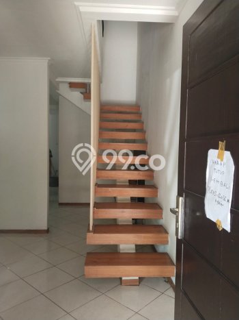 Dijual Kost 9 Kamar di Tangerang Selatan untuk Investasi Anda Dijual Kost 9 Kamar di Tangerang Selatan untuk Investasi Anda