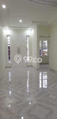 Hunian Elit LB 230m2 Siap Pakai Desain Elegan di Pondok Ranji, Tangerang Selatan Hunian Elit LB 230m2 Siap Pakai Desain Elegan di Pondok Ranji, Tangerang Selatan