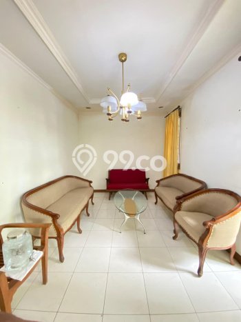 Ready to Use! Luxury House LT 180m2 Desain Modern di Bintaro Ready to Use! Luxury House LT 180m2 Desain Modern di Bintaro