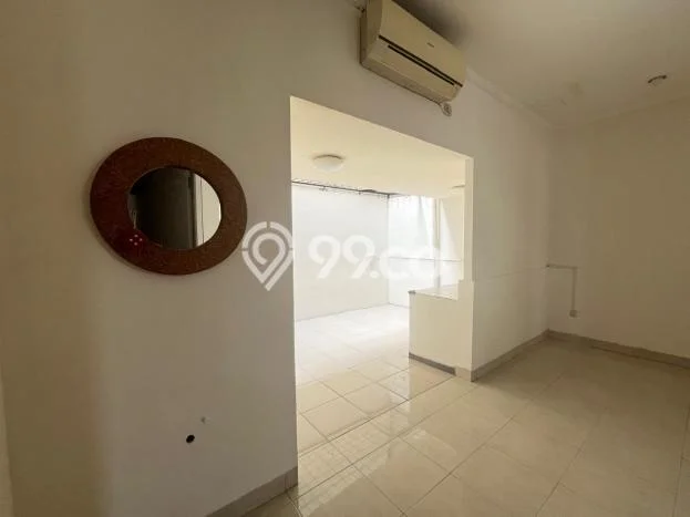 Rumah Luas Asri 4 KT Siap Pakai di Sektor 9-Bintaro Tangerang Selatan Rumah Luas Asri 4 KT Siap Pakai di Sektor 9-Bintaro Tangerang Selatan