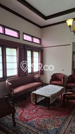 Hunian Mewah LB 500m2 Siap Pakai Desain Elegan di Ciumbuleuit, Bandung Hunian Mewah LB 500m2 Siap Pakai Desain Elegan di Ciumbuleuit, Bandung