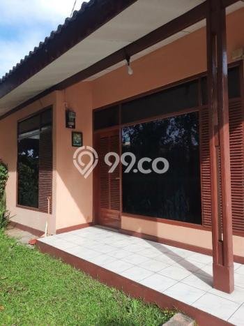 Rumah Berkualitas area Antapani, Bandung, LT 231m2m² LB 200m2m² - HARGA NEGO! Rumah Berkualitas area Antapani, Bandung, LT 231m2m² LB 200m2m² - HARGA NEGO!