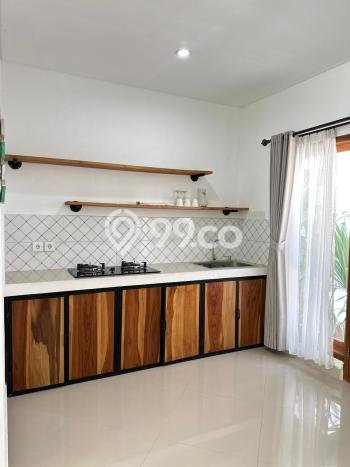 Disewakan! Rumah 2 Kamar Tidur &
2 Kamar Mandi di Kerobokan, Badung Disewakan! Rumah 2 Kamar Tidur &
2 Kamar Mandi di Kerobokan, Badung
