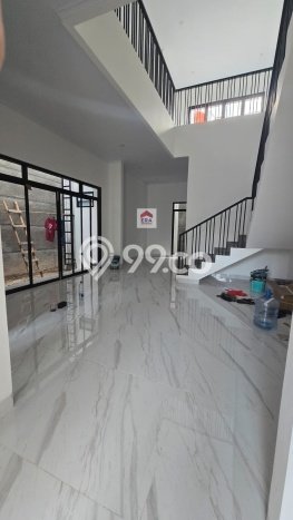 Rumah Elit LB 177m2 Siap Huni Desain Elegan di Meruya, Jakarta Barat Rumah Elit LB 177m2 Siap Huni Desain Elegan di Meruya, Jakarta Barat
