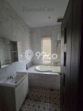 For Sale Rumah 3 Kamar Lokasi Strategis Nyaman dan Strategis di Bekasi Utara For Sale Rumah 3 Kamar Lokasi Strategis Nyaman dan Strategis di Bekasi Utara