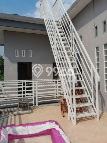 Dijual Rumah 4 Kamar Lokasi Ideal Bagus dan Strategis di Cibitung Dijual Rumah 4 Kamar Lokasi Ideal Bagus dan Strategis di Cibitung