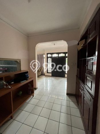 Rumah Elit LB 220m2 Siap Pakai Desain Elegan di Bekasi Kota, Bekasi Rumah Elit LB 220m2 Siap Pakai Desain Elegan di Bekasi Kota, Bekasi