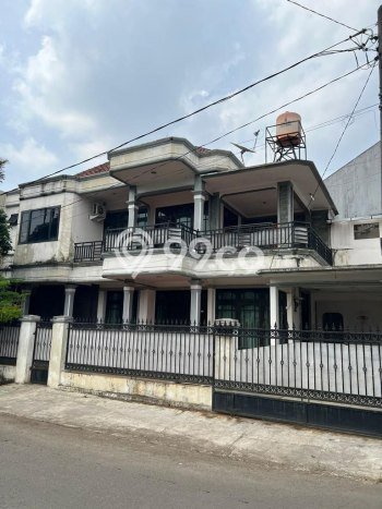 Rumah Elit LB 220m2 Siap Pakai Desain Elegan di Bekasi Kota, Bekasi Rumah Elit LB 220m2 Siap Pakai Desain Elegan di Bekasi Kota, Bekasi