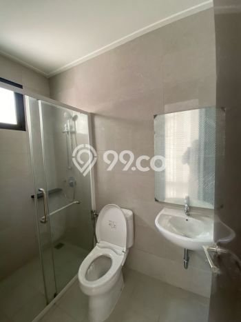 Rumah Strategis di , 2 KM, Area Tenang, LT 67m2m² LB 88m2m² Rumah Strategis di , 2 KM, Area Tenang, LT 67m2m² LB 88m2m²