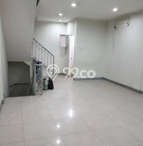 FOR SALE! Ruko di Mampang Prapatan Jakarta Selatan, LT 103m2, LB 270m2 FOR SALE! Ruko di Mampang Prapatan Jakarta Selatan, LT 103m2, LB 270m2