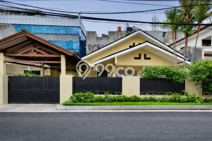 Rumah Mewah LB 250m2 Siap Huni Desain Elegan di Gandaria, Jakarta Selatan Rumah Mewah LB 250m2 Siap Huni Desain Elegan di Gandaria, Jakarta Selatan