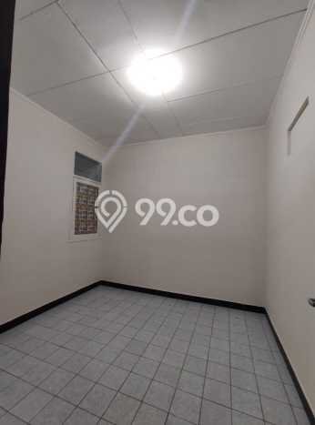 Disewakan Rumah Murah di Taman Kopo Indah Bandung Punya 5 Kamar Tidur Disewakan Rumah Murah di Taman Kopo Indah Bandung Punya 5 Kamar Tidur