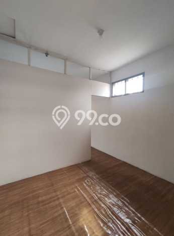 Disewakan Rumah Murah di Taman Kopo Indah Bandung Punya 5 Kamar Tidur Disewakan Rumah Murah di Taman Kopo Indah Bandung Punya 5 Kamar Tidur