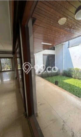 Ready to Use! Luxury House LT 558m2 Desain Modern di Tanah Kusir Ready to Use! Luxury House LT 558m2 Desain Modern di Tanah Kusir