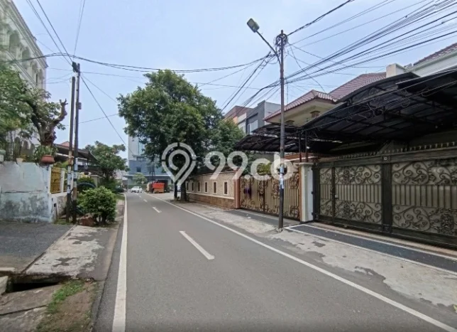 Rumah Elit LB 345m2 Siap Huni Desain Elegan di Bintaro, Jakarta Selatan Rumah Elit LB 345m2 Siap Huni Desain Elegan di Bintaro, Jakarta Selatan