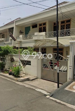 Rumah Luxury Modern Siap Huni di Pluit Jakarta Utara Rumah Luxury Modern Siap Huni di Pluit Jakarta Utara