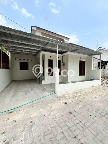 Jual Rumah Harga Miring Godean Punya 2 KT & LT 83m2 Jual Rumah Harga Miring Godean Punya 2 KT & LT 83m2