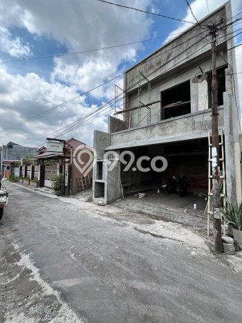 Dijual Rumah Strategis Bagus Punya 4 KT di Condong Catur Sleman SHM Dijual Rumah Strategis Bagus Punya 4 KT di Condong Catur Sleman SHM