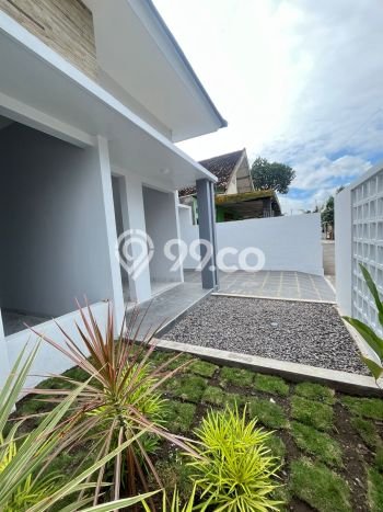 Jual Rumah Minimalis Bagus Punya 2 KT di Wirobrajan Yogyakarta SHM Jual Rumah Minimalis Bagus Punya 2 KT di Wirobrajan Yogyakarta SHM