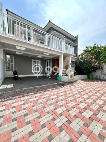 Rumah Eksklusif Siap Huni LT 186m2 di Depok, Sleman Rumah Eksklusif Siap Huni LT 186m2 di Depok, Sleman