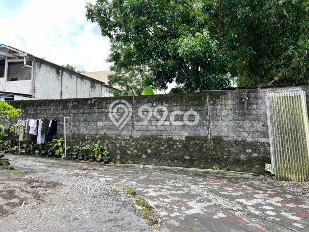 Jarang Ada! Tanah di Ngemplak Punya Luas 290m2 SHM Jarang Ada! Tanah di Ngemplak Punya Luas 290m2 SHM