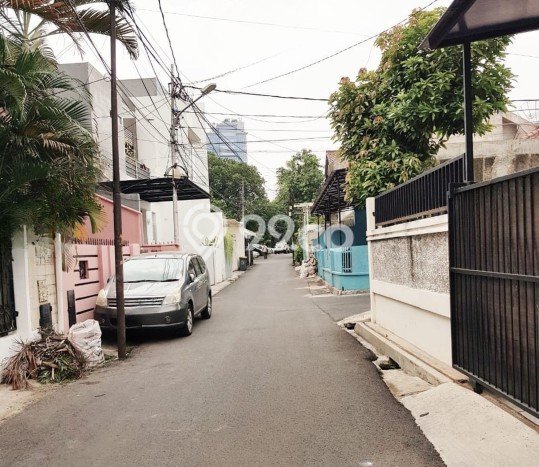 Disewakan Rumah Konsep Modern di Tebet Jakarta Selatan dengan 4 KT Disewakan Rumah Konsep Modern di Tebet Jakarta Selatan dengan 4 KT