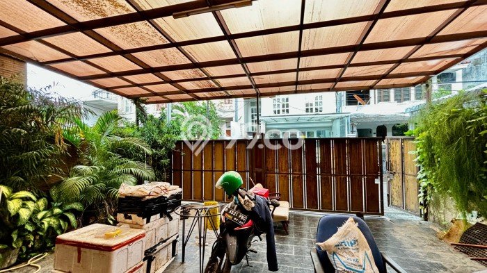 Jual Rumah Mewah Megah Dengan View Cantik di Pondok Indah, Jakarta Selatan Jual Rumah Mewah Megah Dengan View Cantik di Pondok Indah, Jakarta Selatan