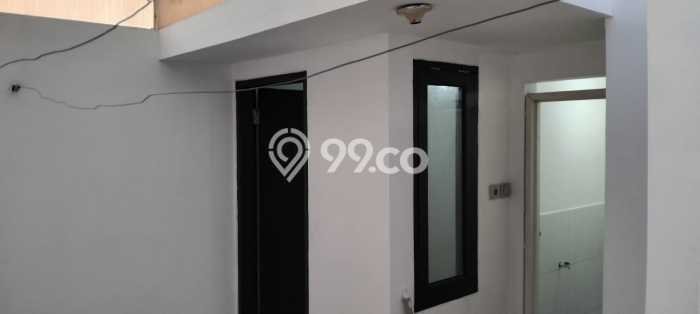 Disewakan Rumah Konsep Modern di Tebet Jakarta Selatan dengan 5 KT Disewakan Rumah Konsep Modern di Tebet Jakarta Selatan dengan 5 KT