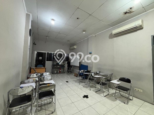 Ruko Dijual Lokasi Stratagis di Mampang Prapatan Jakarta Selatan Cocok untuk Investasi Ruko Dijual Lokasi Stratagis di Mampang Prapatan Jakarta Selatan Cocok untuk Investasi