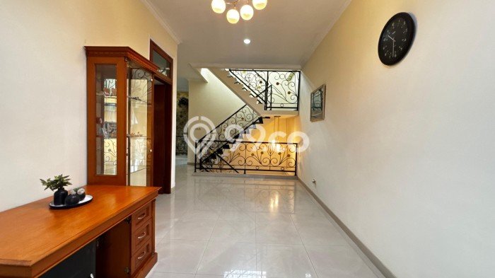 Disewakan Rumah Konsep Minimalis di Tebet Jakarta Selatan dengan 3 KT Disewakan Rumah Konsep Minimalis di Tebet Jakarta Selatan dengan 3 KT