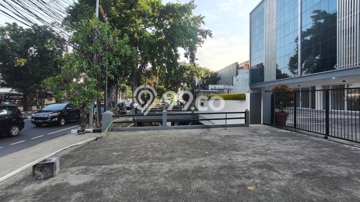 Ruko Bagus LT 69m2 LB 345m2 Dijual di Pasar Minggu Jakarta Selatan Ruko Bagus LT 69m2 LB 345m2 Dijual di Pasar Minggu Jakarta Selatan