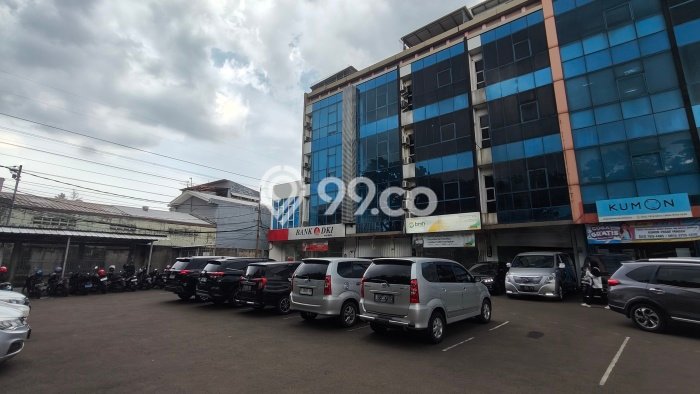 Area Ramai! Ruko Dijual di Pasar Minggu untuk Bisnis Luas Bangunan 288m2 Area Ramai! Ruko Dijual di Pasar Minggu untuk Bisnis Luas Bangunan 288m2
