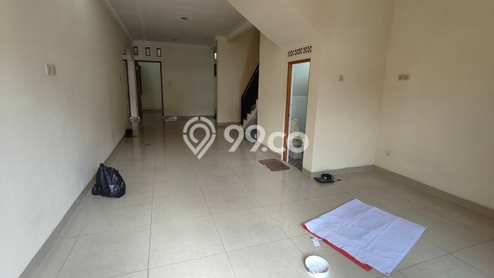 Disewakan Cepat Rumah Kondisi Bagus di Kawasan Tebet, Jakarta Selatan Disewakan Cepat Rumah Kondisi Bagus di Kawasan Tebet, Jakarta Selatan